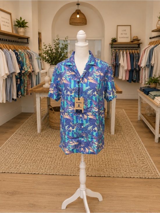 chubbies Tops - Chubbies Sunday Hawaiian Floral Rayon Button Up Shirt Small NWT